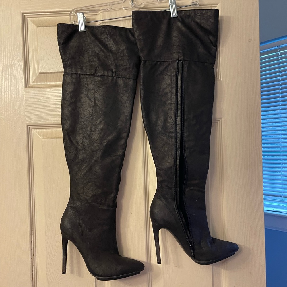 Michael Antonio black over the knee boots
